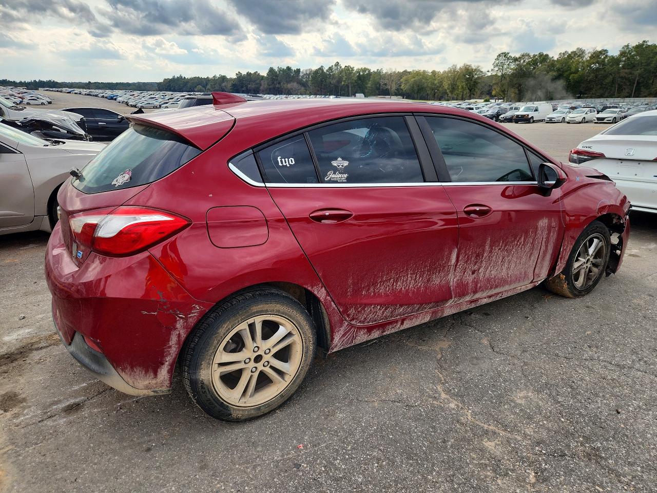 2018 Chevrolet Cruze VIN 3G1BH6SE6JS646000 photo 3