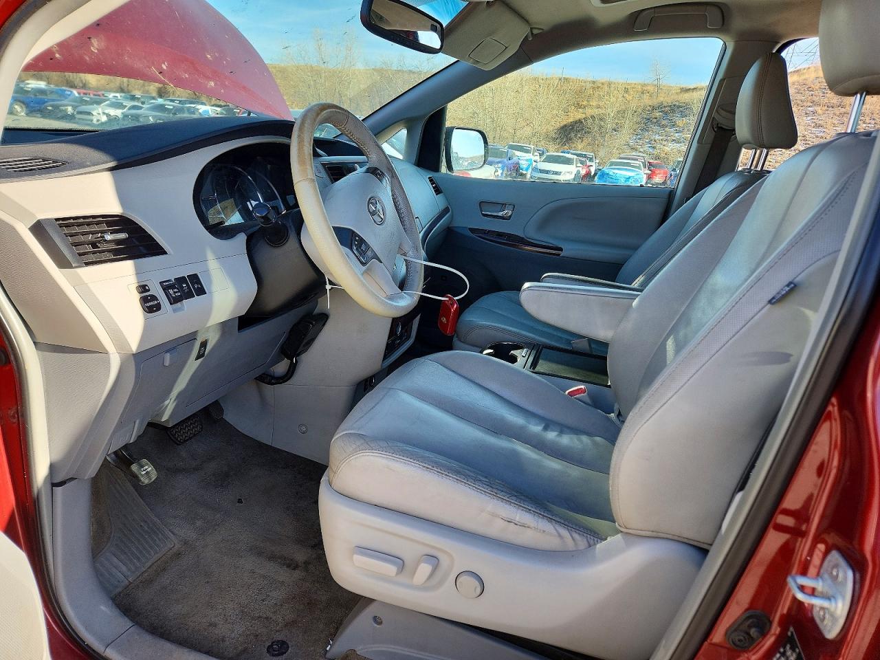 2013 Toyota All models VIN 5TDDK3DC3DS066272 photo 7