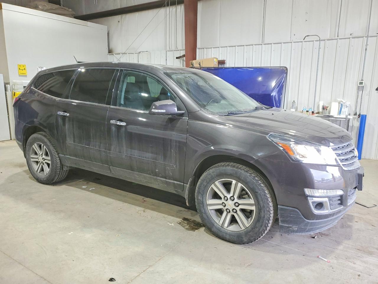 2017 Chev Traverse VIN 1GNKVHKD9HJ213146 photo 4