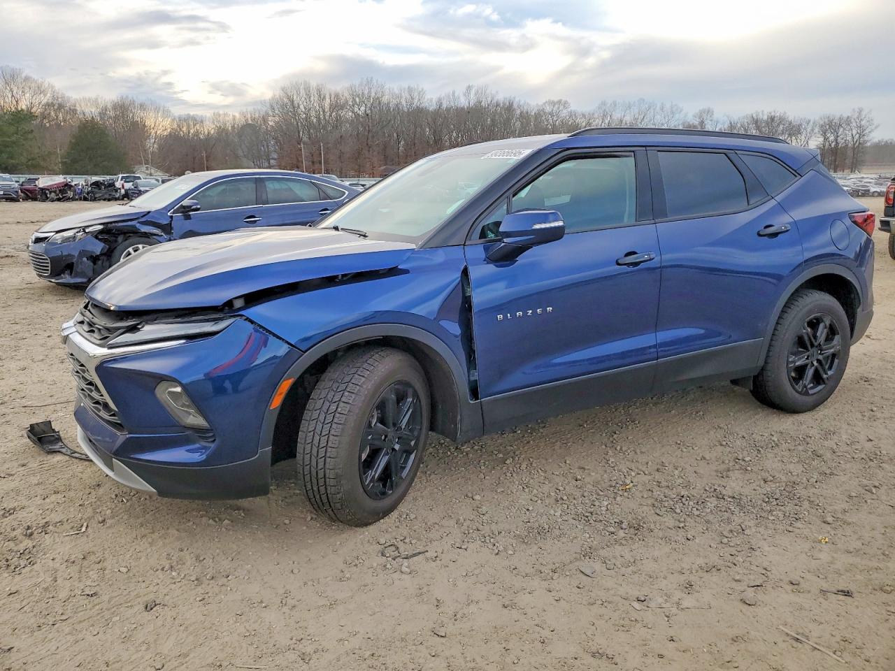 2023 Chevrolet Blazer VIN 3GNKBDRS4PS101423 photo 1