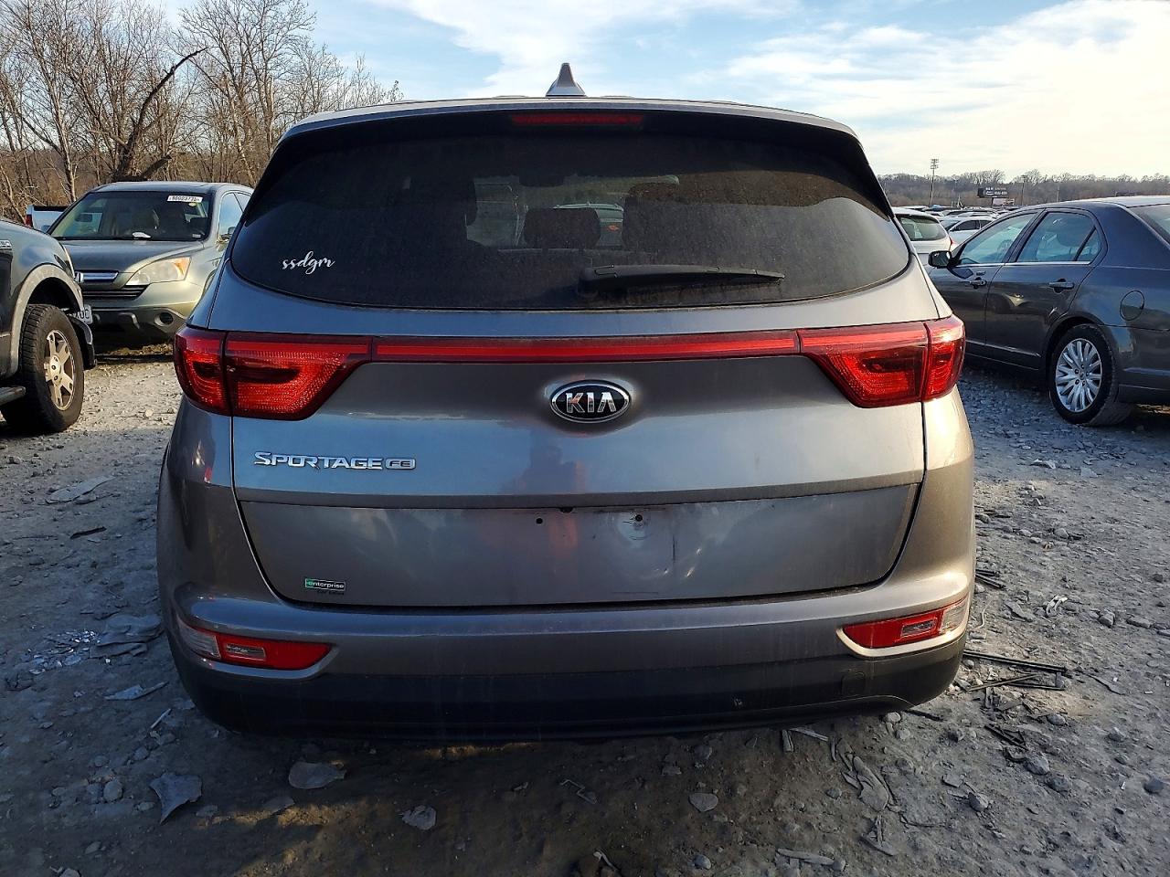 2017 Kia Sportage VIN KNDPM3AC0H7171976 photo 6