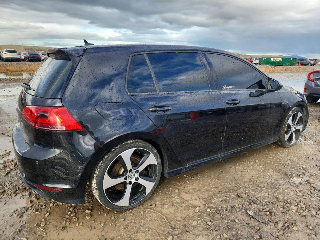 2016 Volkswagen Golf VIN WVWLF7AU7GW181935 photo 3
