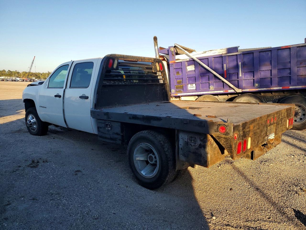 2009 Chevrolet All models VIN 1GBJK73619F121173 photo 2