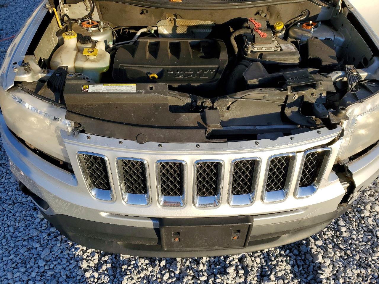 2012 Jeep Compass VIN 1C4NJDBB7CD562399 photo 11