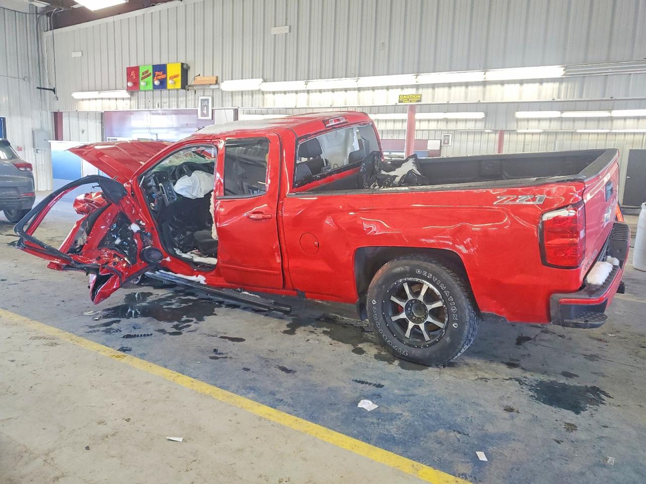 2016 Chevrolet All models VIN 1GCVKREC0GZ394922 photo 2