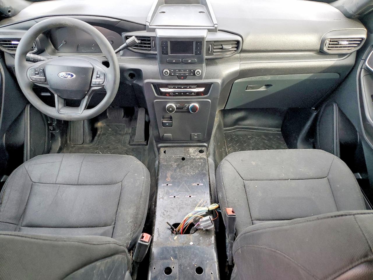 2024 Ford Explorer VIN 1FM5K8AB3RGA68288 photo 8