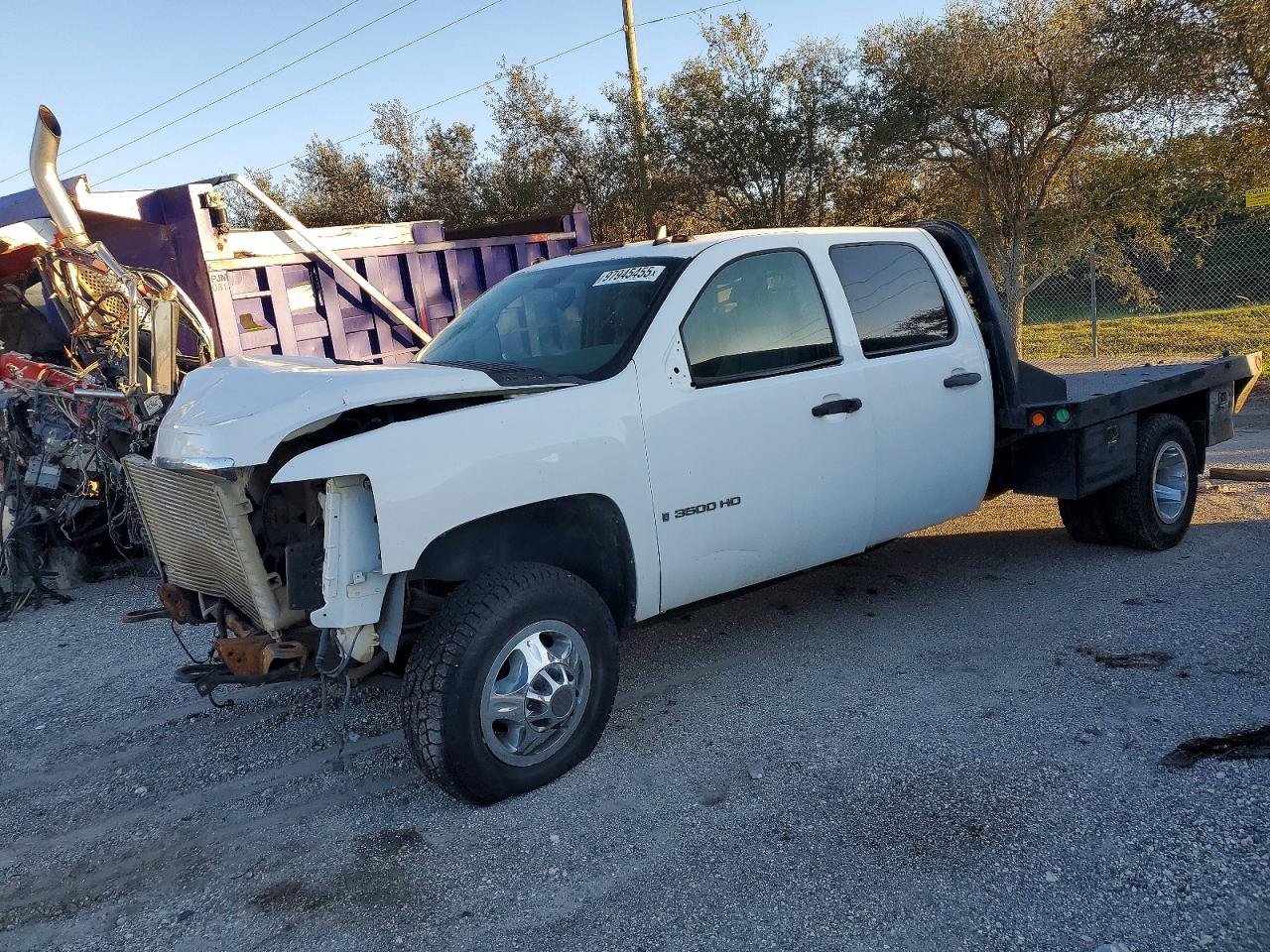 2009 Chevrolet All models VIN 1GBJK73619F121173 photo 1