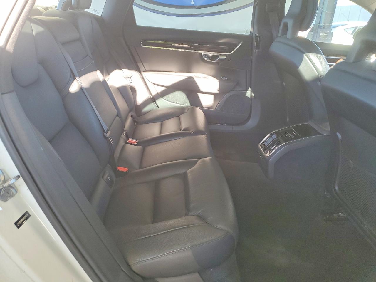 2018 Volvo S90 VIN LVY982MK0JP006759 photo 10