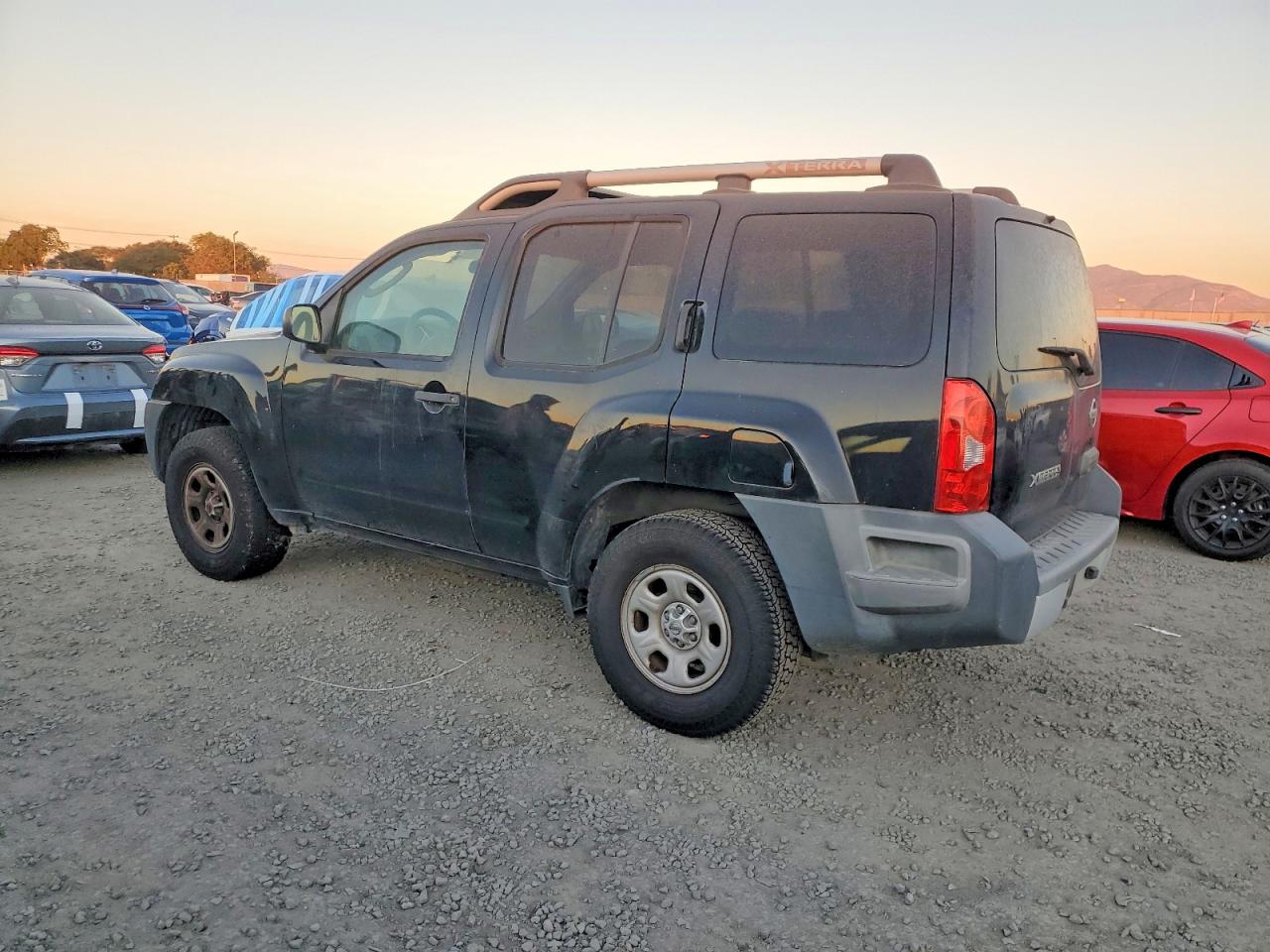 2011 Nissan Xterra VIN 5N1AN0NUXBC522410 photo 2