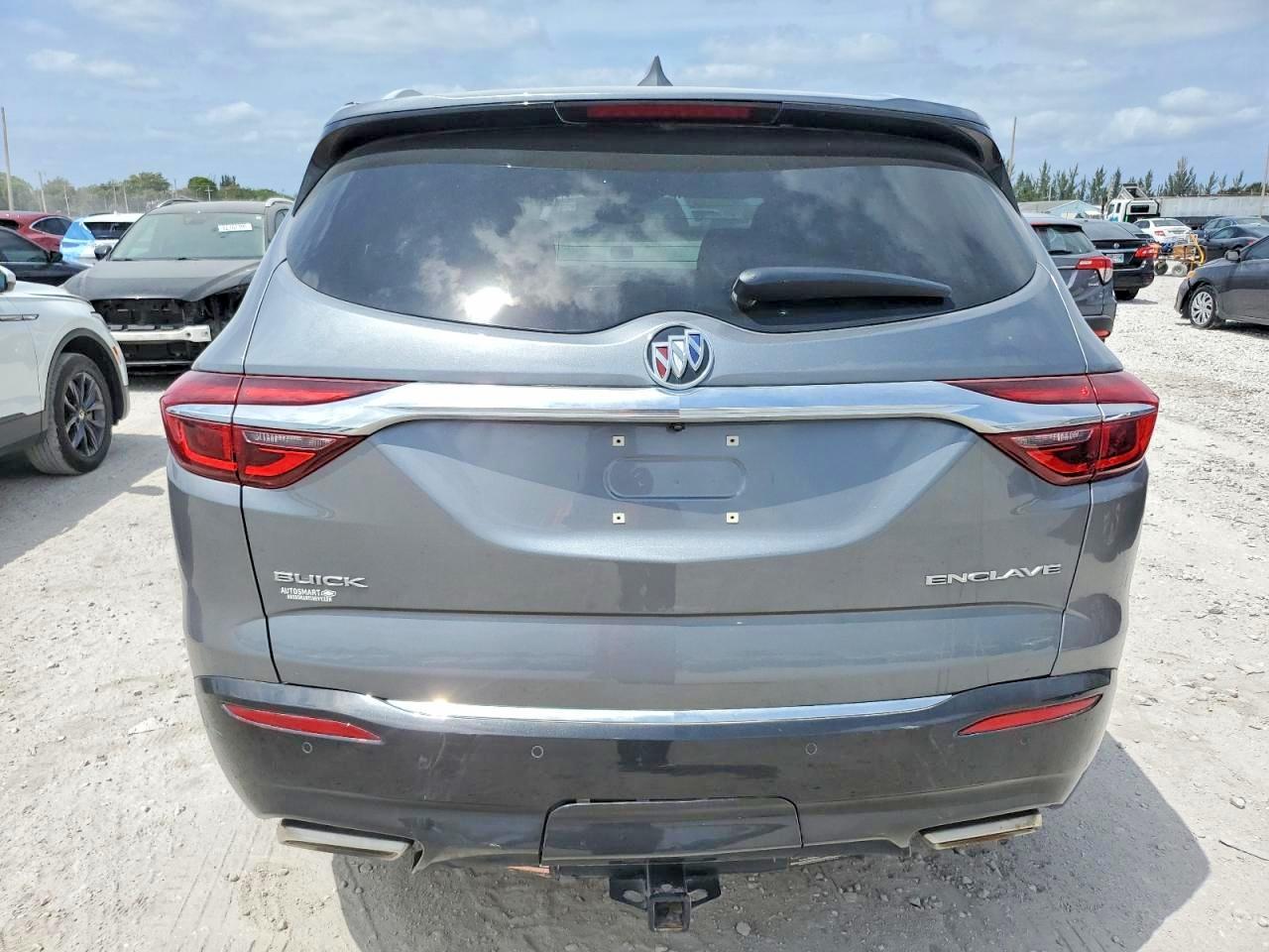 2018 Buick Enclave VIN 5GAERBKW4JJ212874 photo 6