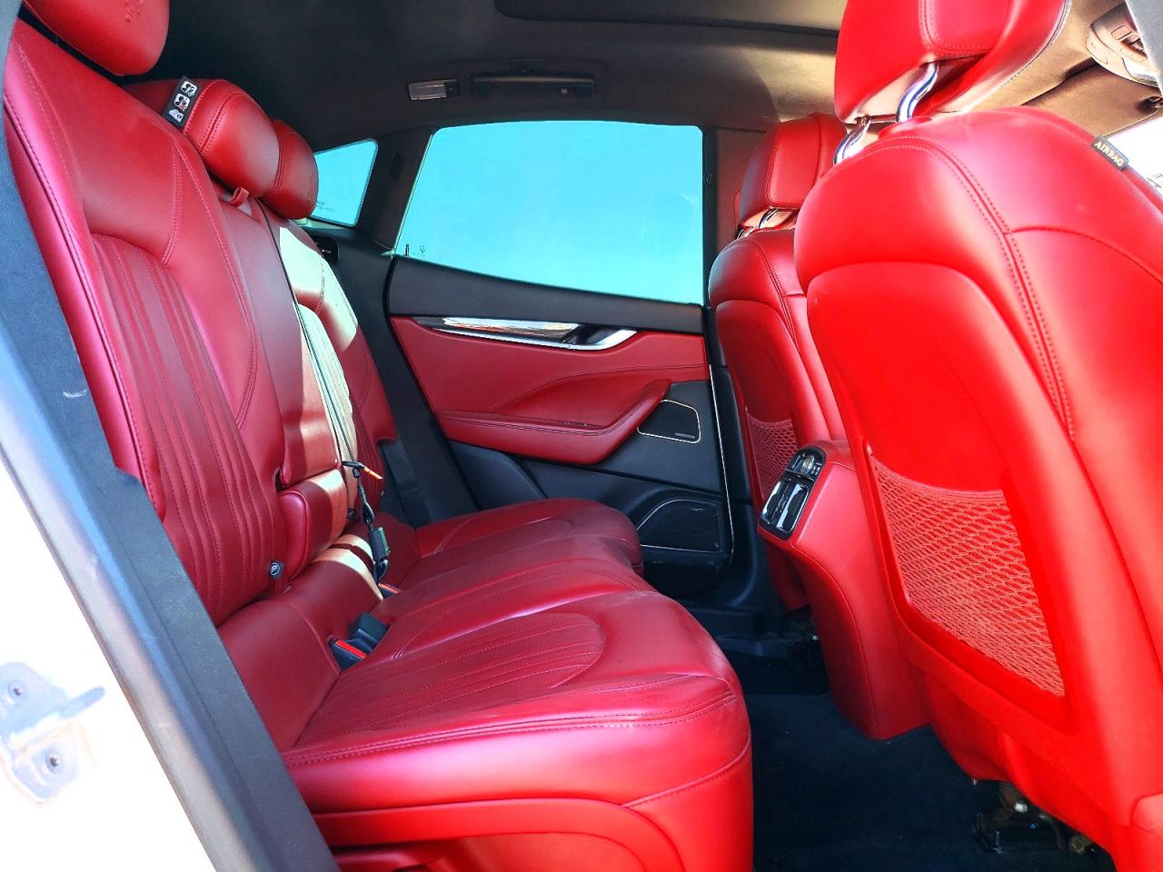 2017 Maserati All models VIN ZN661XUL9HX225829 photo 11