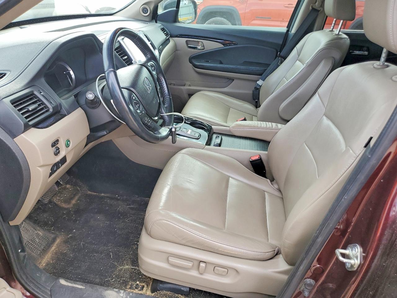 2017 Honda Pilot VIN 5FNYF6H93HB062612 photo 7