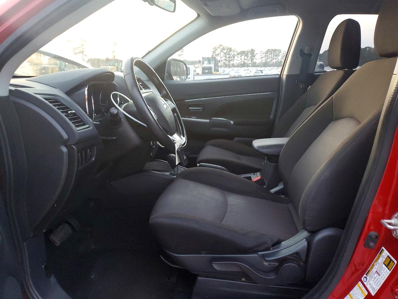 2019 Mitsubishi Outlander VIN JA4AR3AU5KU024085 photo 7
