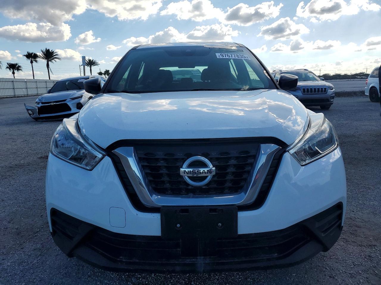 2020 Nissan Kicks VIN 3N1CP5BV3LL496937 photo 5