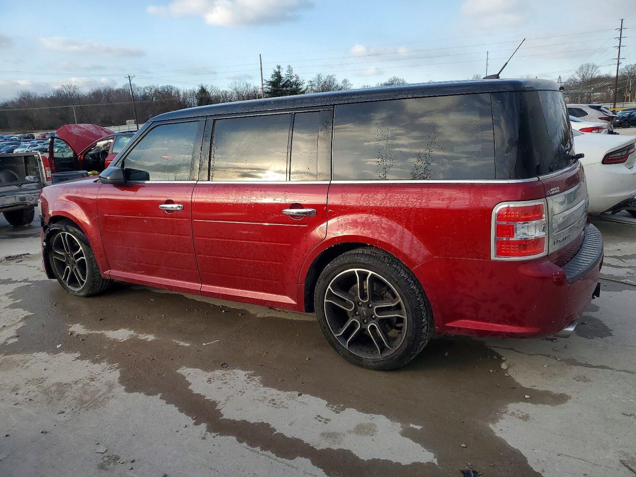 2014 Ford Flex VIN 2FMHK6DT9EBD24568 photo 2