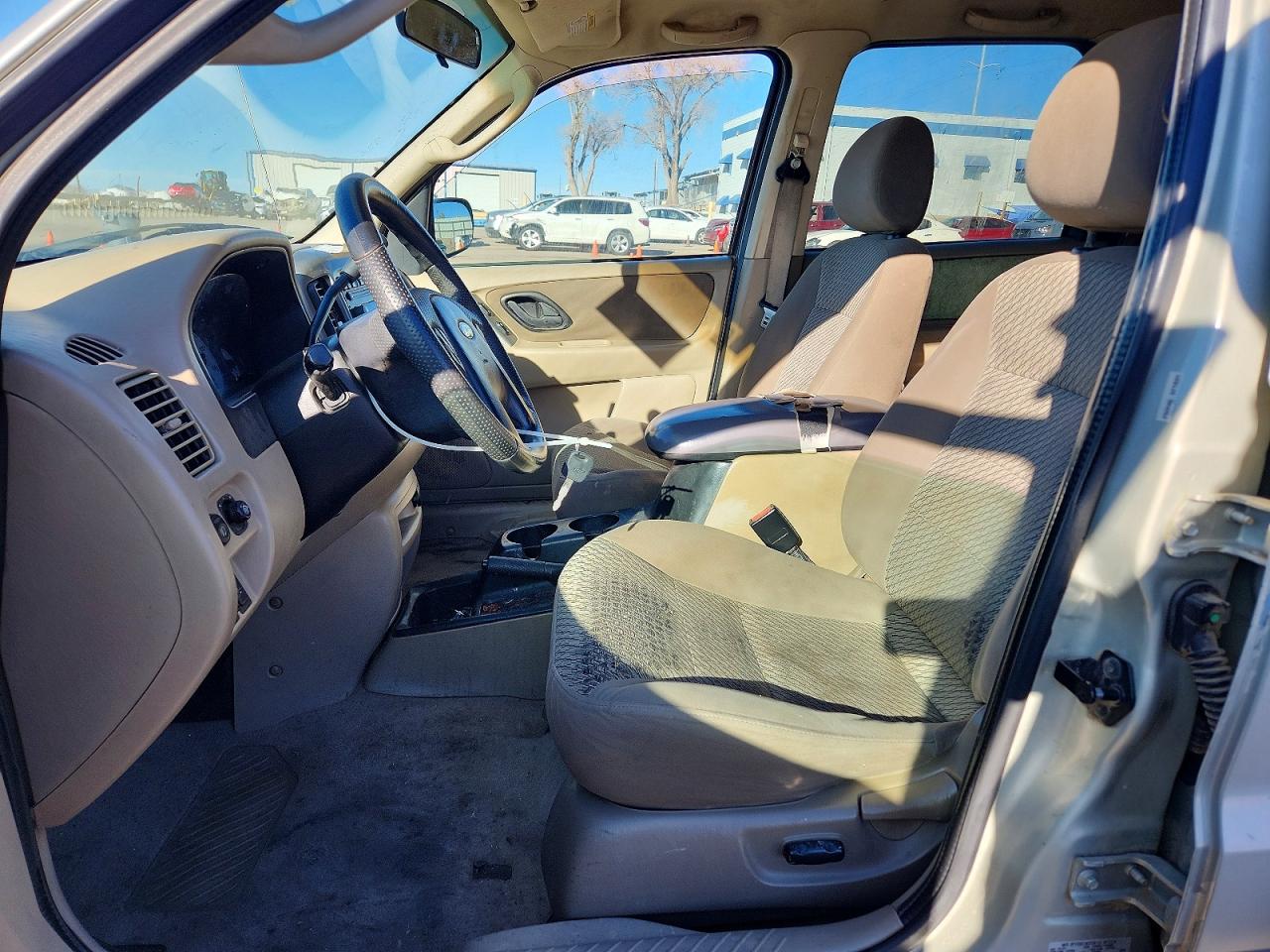 2003 Ford Escape VIN 1FMYU03163KC57843 photo 7