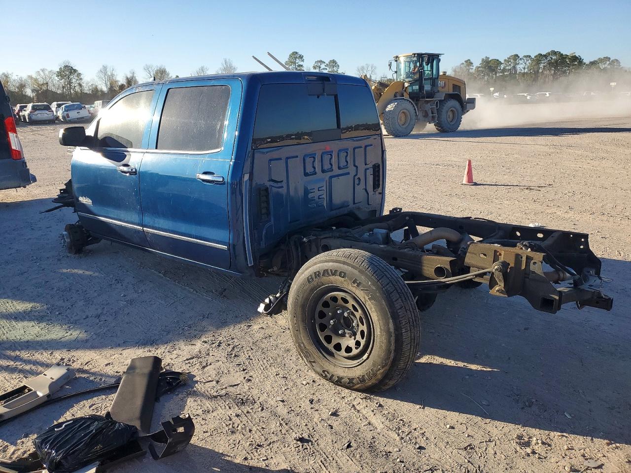 2017 Chev Silverado VIN 3GCUKTEJ8HG116794 photo 2