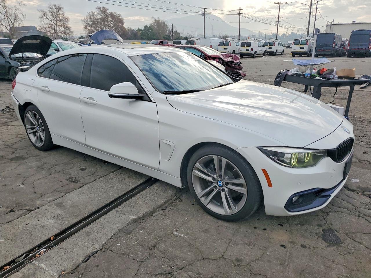 2019 BMW 4 series VIN WBA4J1C57KBM17390 photo 4