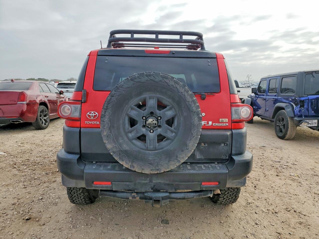 2012 Toyota Fj cruiser VIN JTEBU4BF4CK141857 photo 6