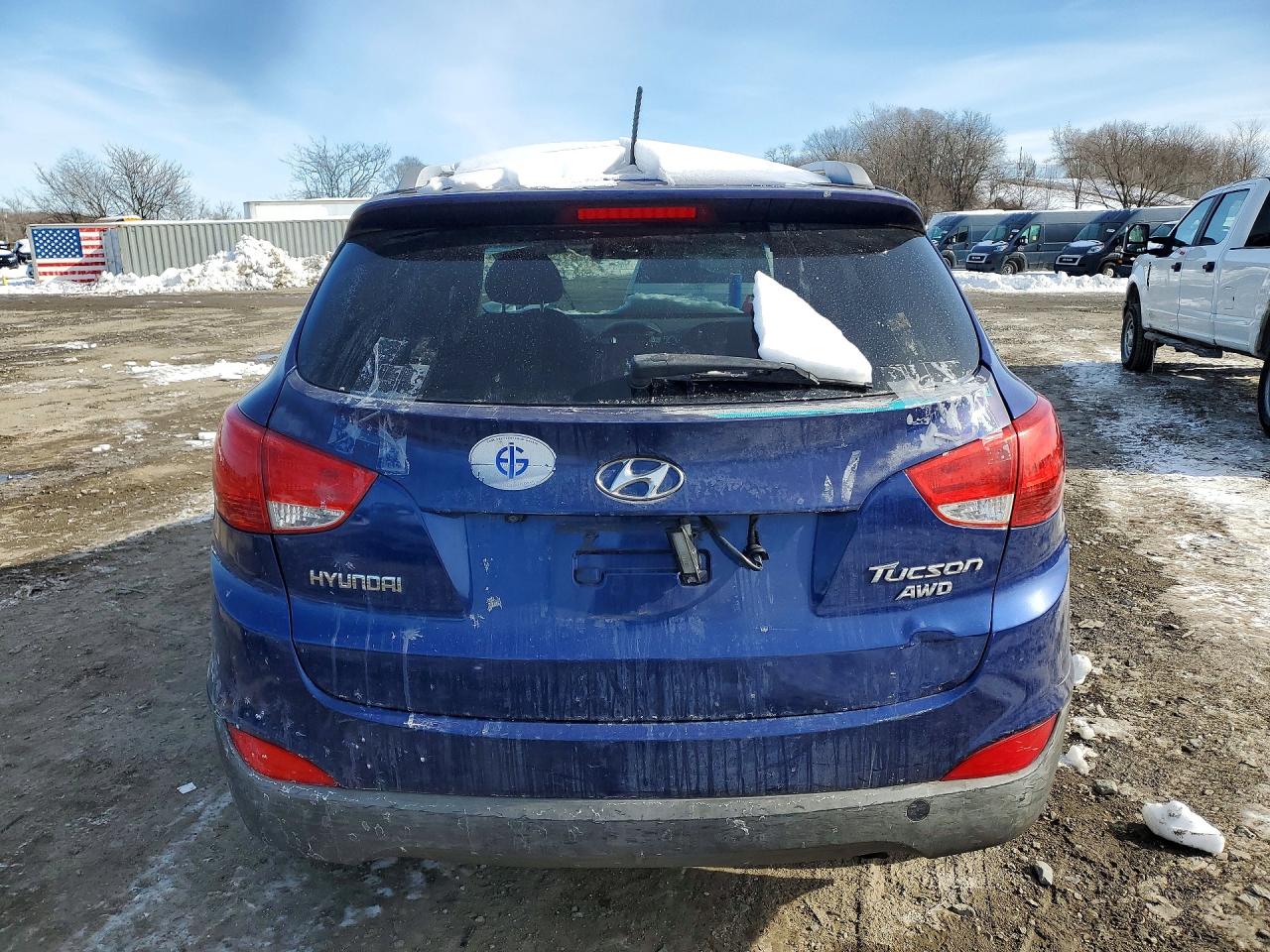 2011 Hyundai Tucson VIN KM8JUCAC5BU132164 photo 6