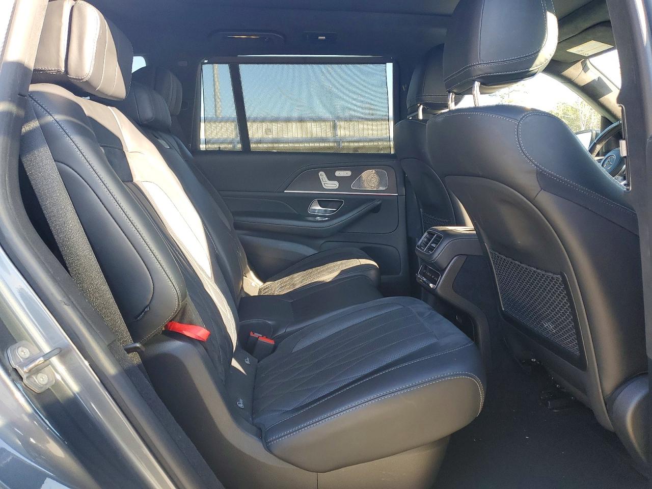 2021 Mercedes-Benz Gls-class VIN 4JGFF8KE3MA381077 photo 11
