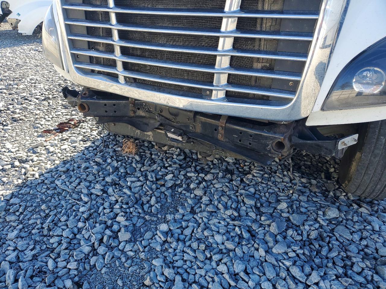 2018 FREIGHTLINER All other VIN 1FUJGLDR0JLJH9462 photo 9