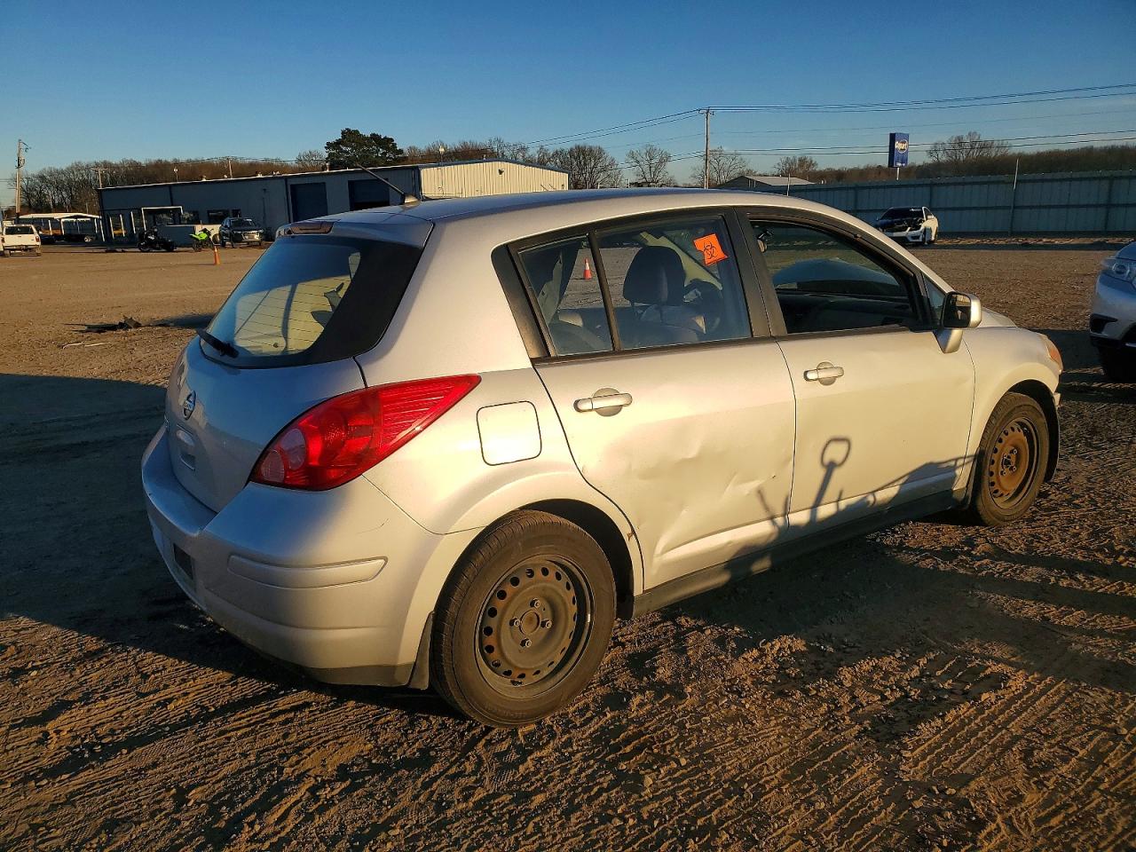 2008 Niss Versa VIN 3N1BC13E98L431967 photo 3