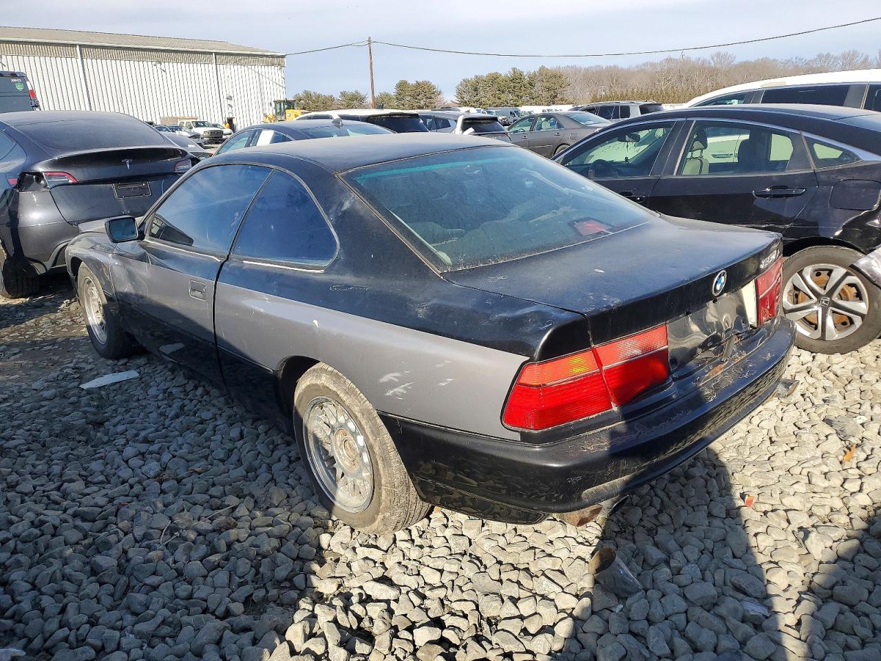 1991 BMW 8 series VIN WBAEG2316MCB72359 photo 2