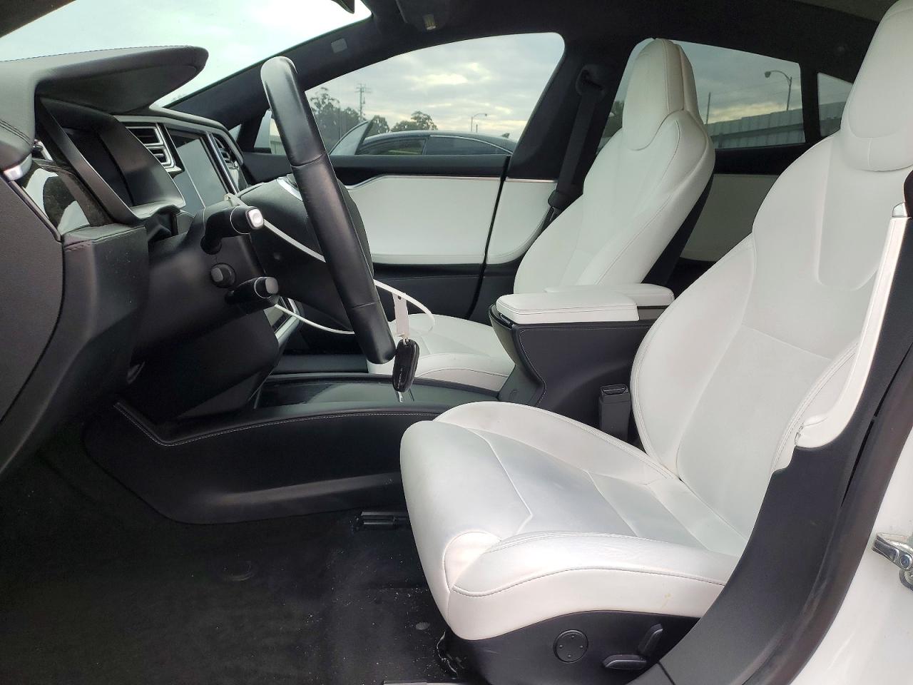 2018 Tesla Model s VIN 5YJSA1E21JF243180 photo 7