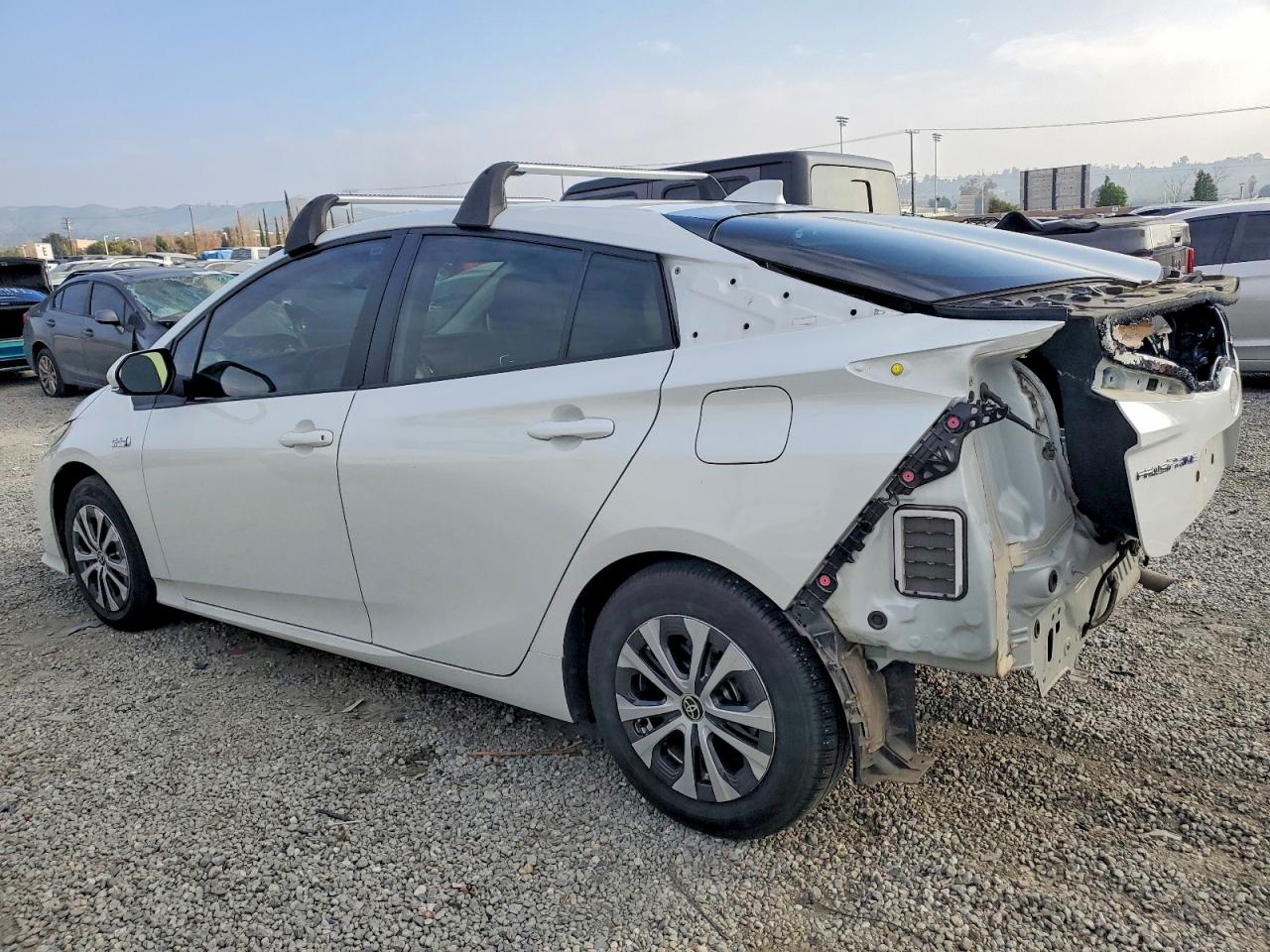 2022 TOYOTA Prius VIN JTDKAMFP2N3221123 photo 2