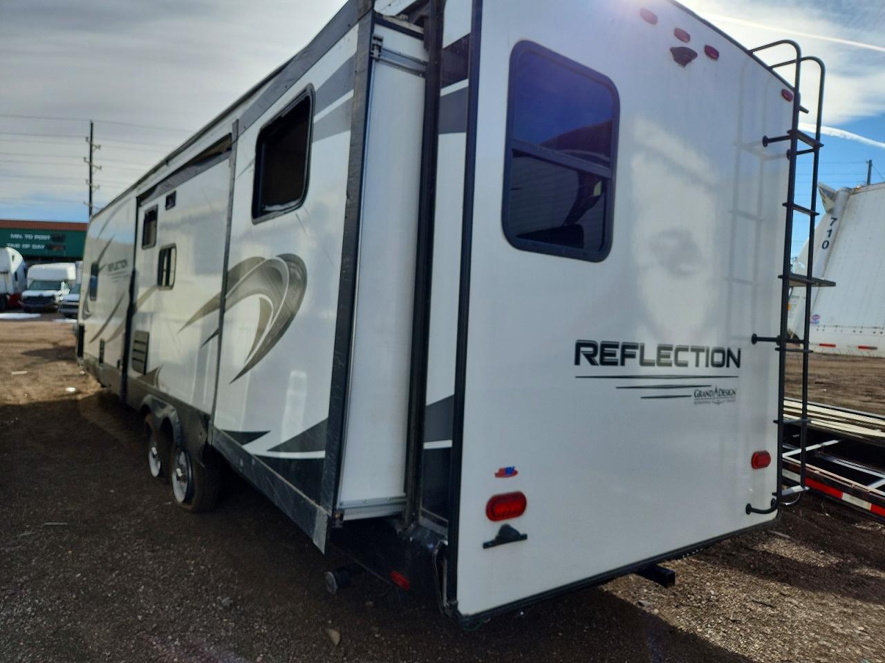 2021 GRAND Reflection VIN 573TR3720M3331475 photo 3