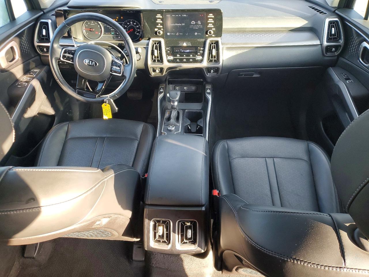 2021 Kia Sorento VIN 5XYRL4LC1MG041653 photo 8