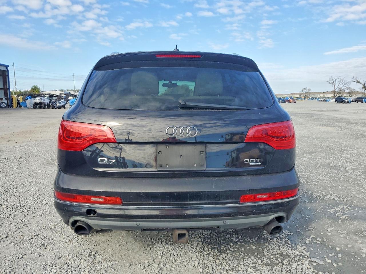 2015 Audi Q7 VIN WA1LGAFE4FD017803 photo 6