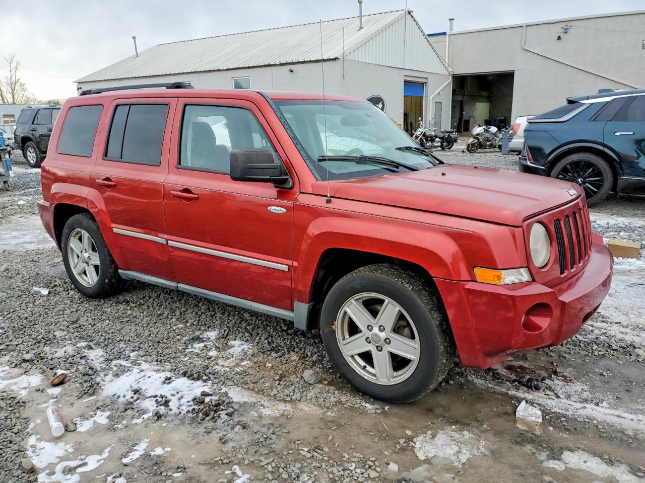 2010 JEEP Patriot VIN 1J4NT1GB4AD643403 photo 4