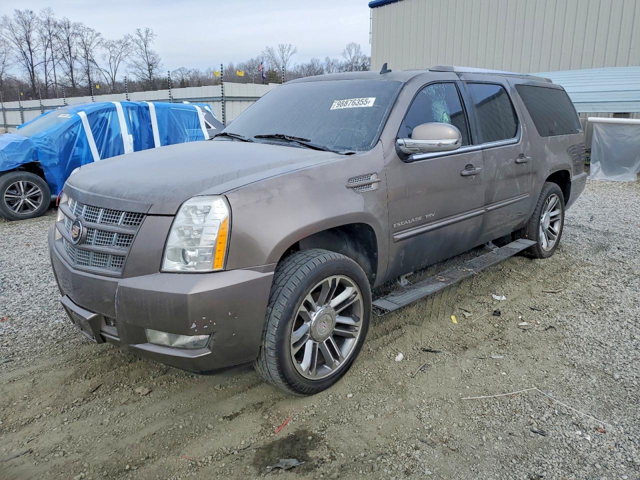 2013 Cadillac Escalade VIN 1GYS3JEF8DR172260 photo 1