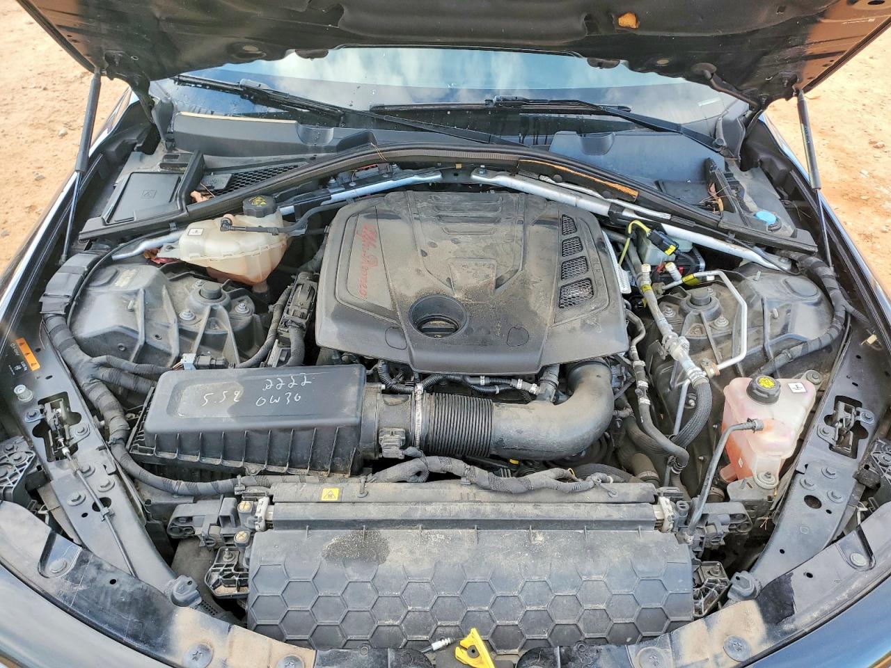 2017 Alfa Giulia VIN ZARFAEBN4H7544507 photo 11