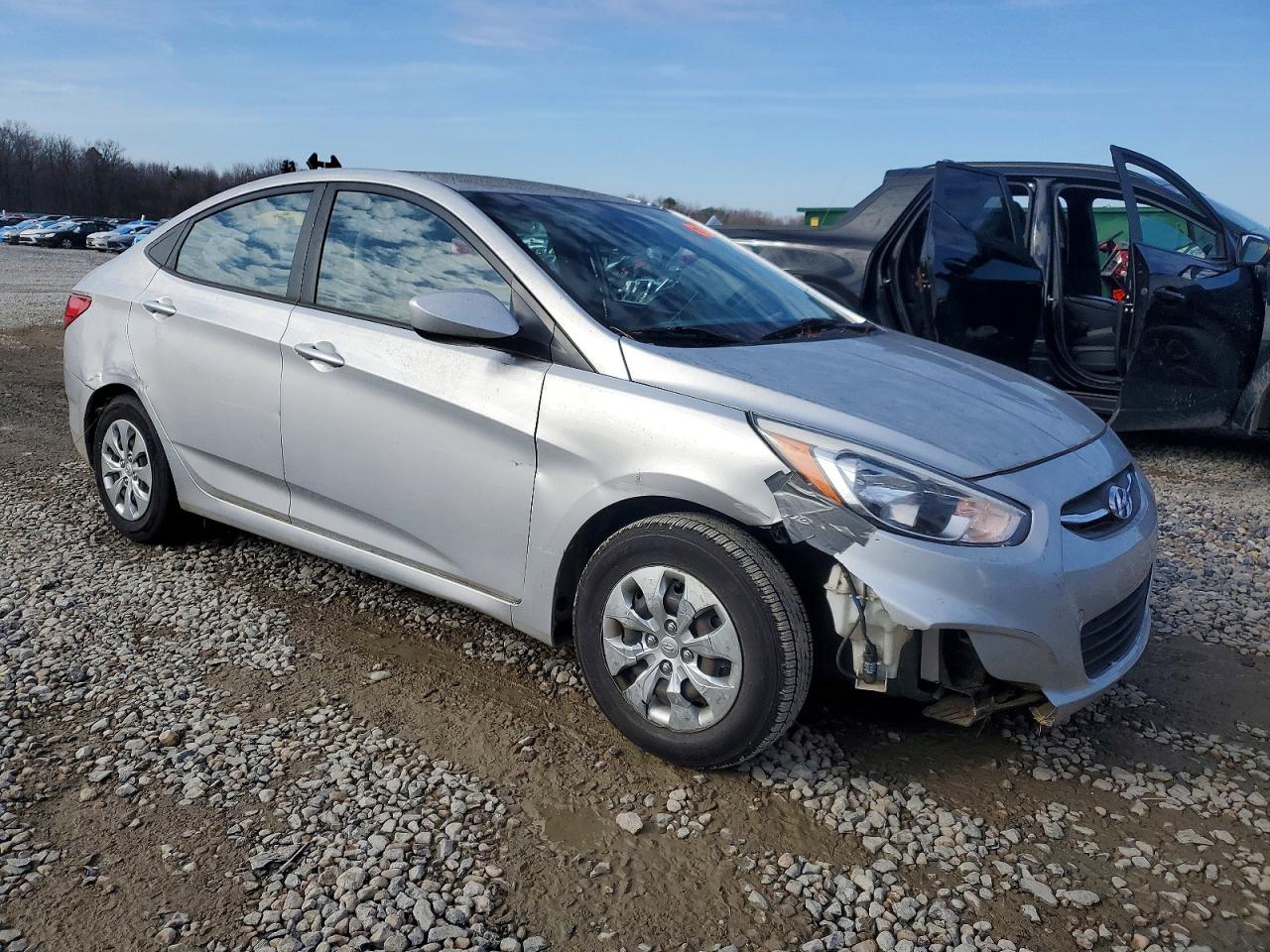 2017 Hyundai Accent VIN KMHCT4AE8HU249362 photo 4