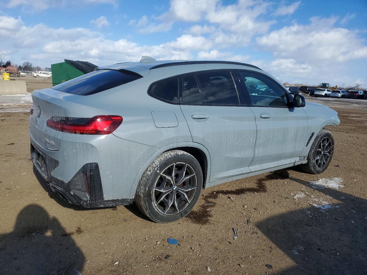 2022 BMW X4 VIN 5UX43DT0XN9K58992 photo 3