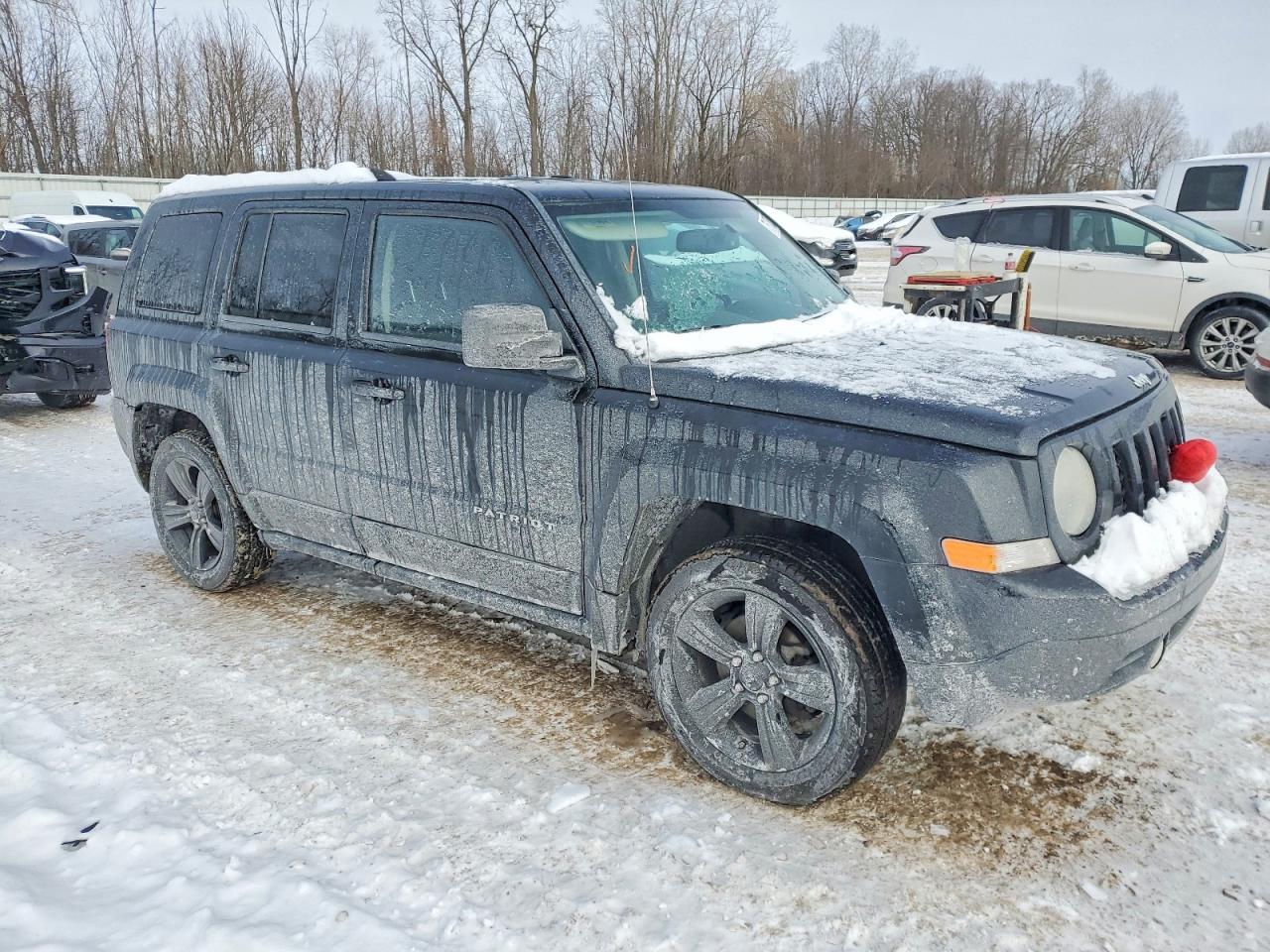 2012 JEEP Patriot VIN 1C4NJPFA7CD690497 photo 4
