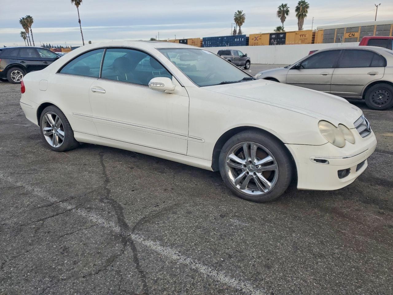 2006 Mercedes-Benz Clk-class VIN WDBTJ56H46F196811 photo 4