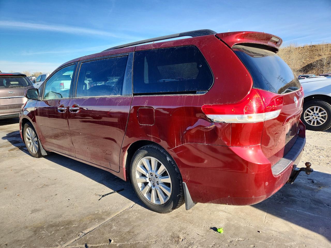 2013 Toyota All models VIN 5TDDK3DC3DS066272 photo 2