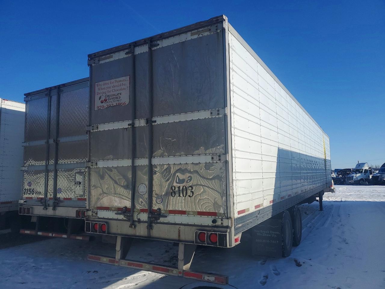 2008 UTILITY All models VIN 1UYVS25338U372002 photo 4