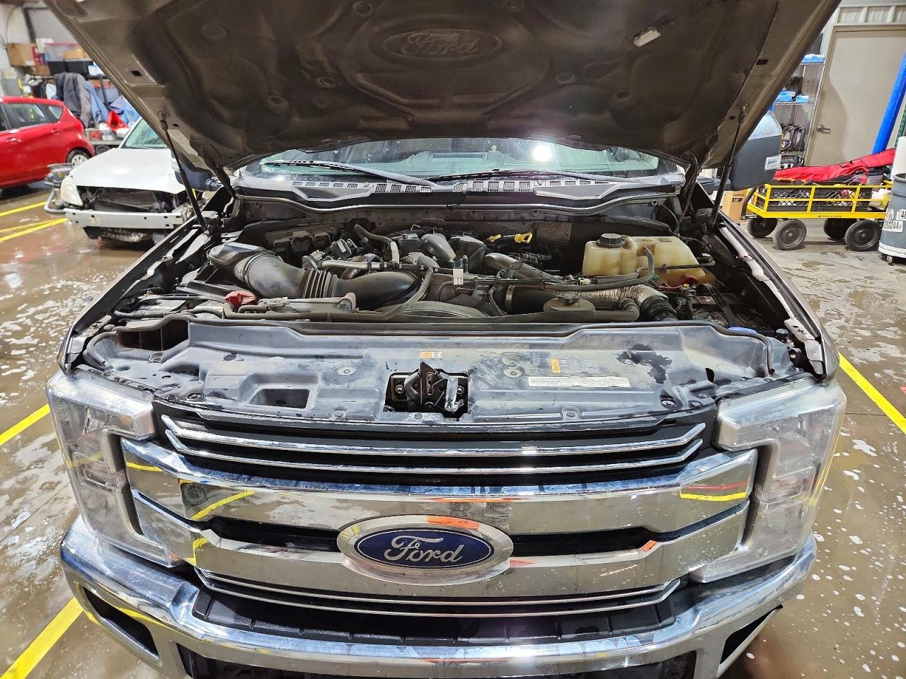 2018 Ford F350 VIN 1FT8W3DT4JEC90125 photo 11