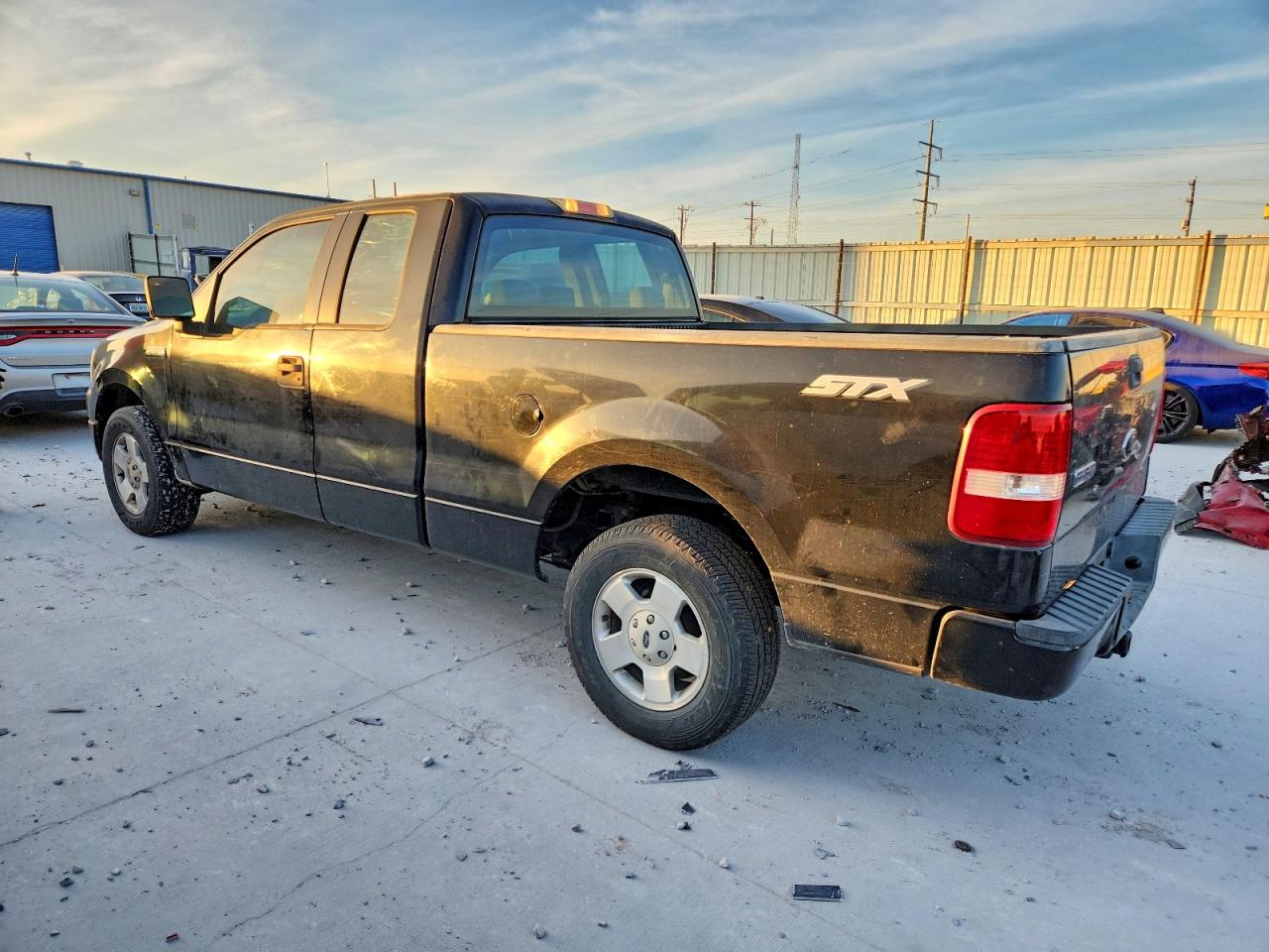 2005 Ford F150 VIN 1FTRX12W95NA59780 photo 2