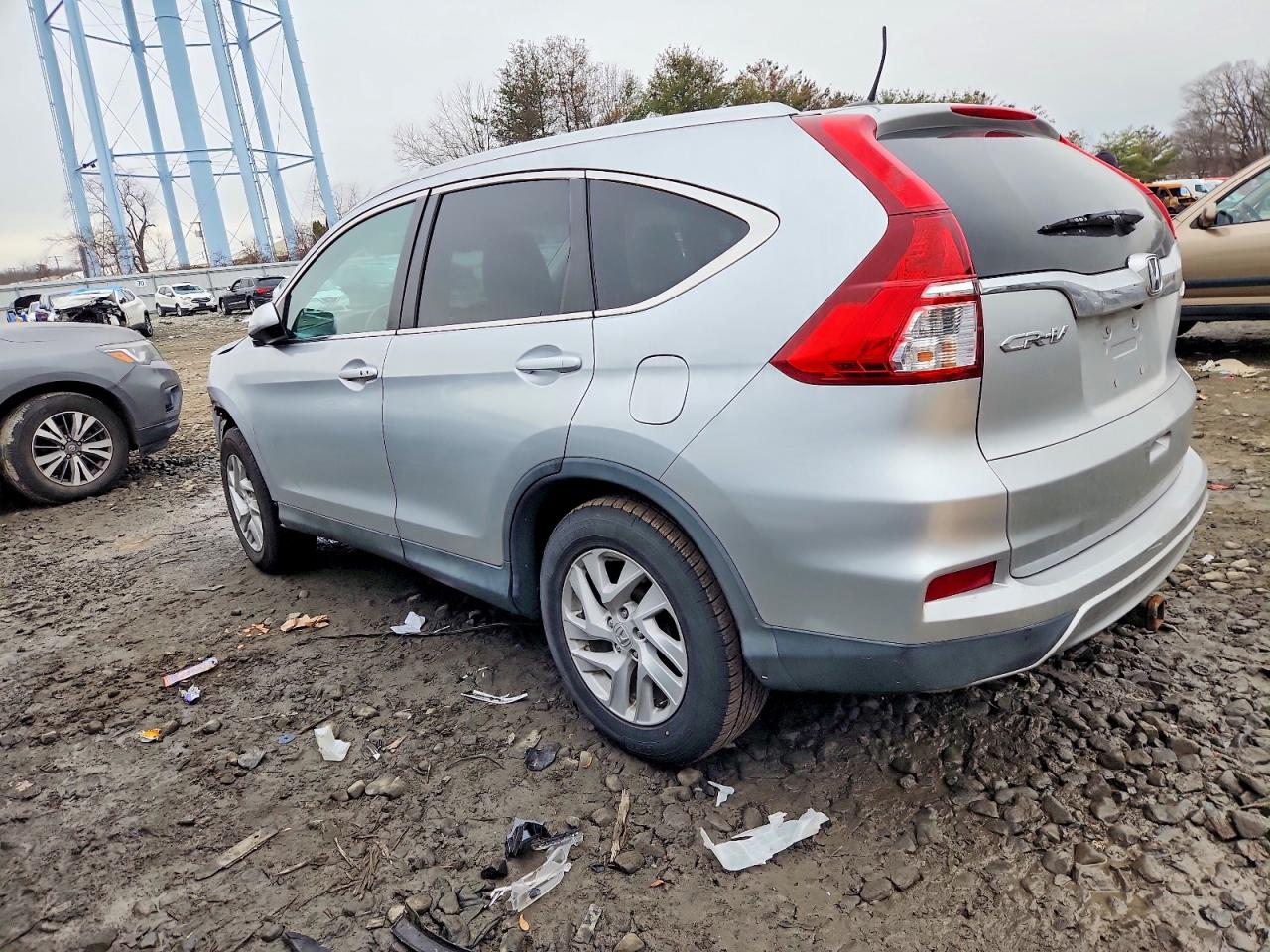 2015 Honda Crv VIN 2HKRM4H77FH615872 photo 2