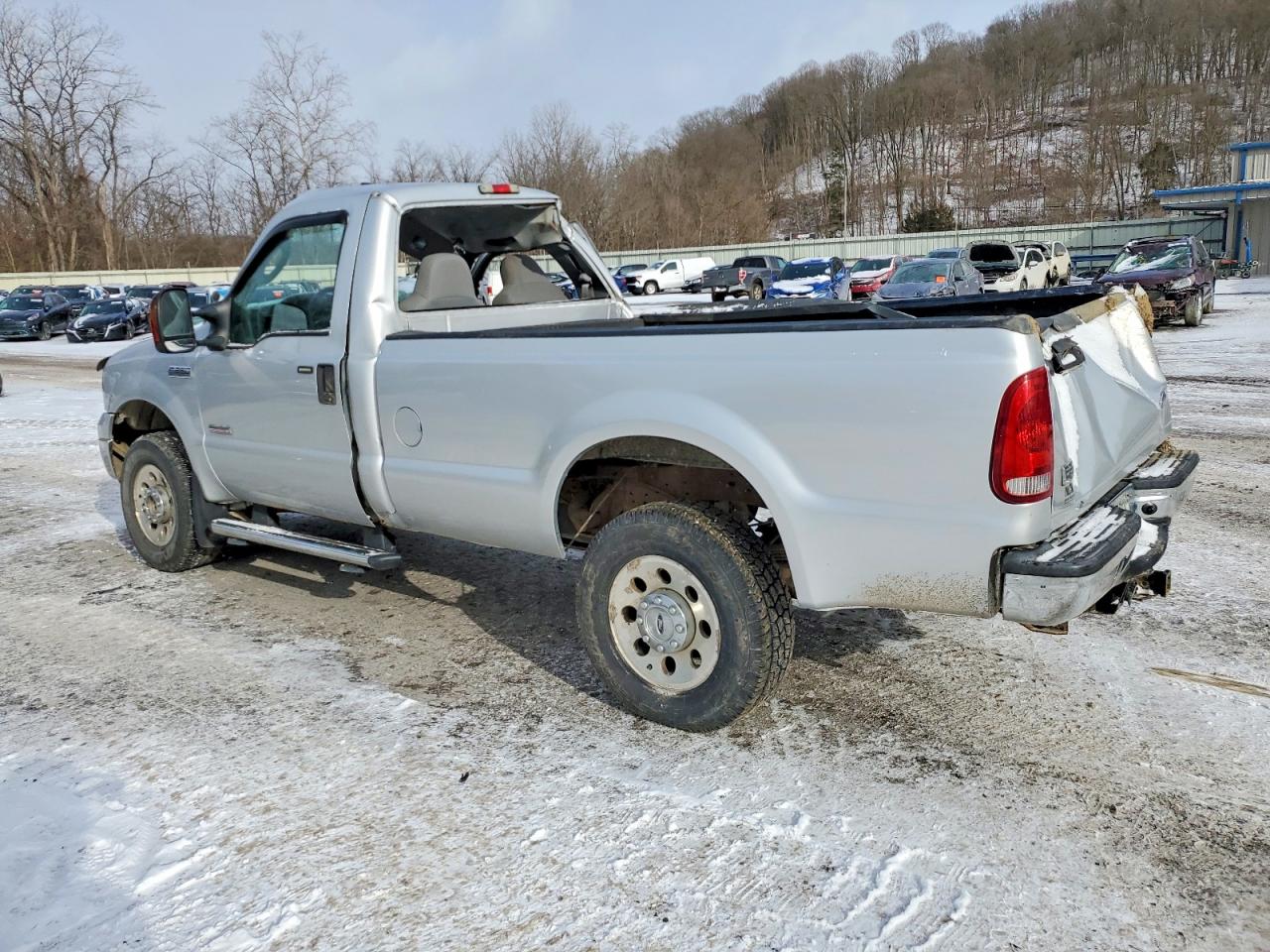 2006 Ford F250 VIN 1FTSF21P06EB46490 photo 2