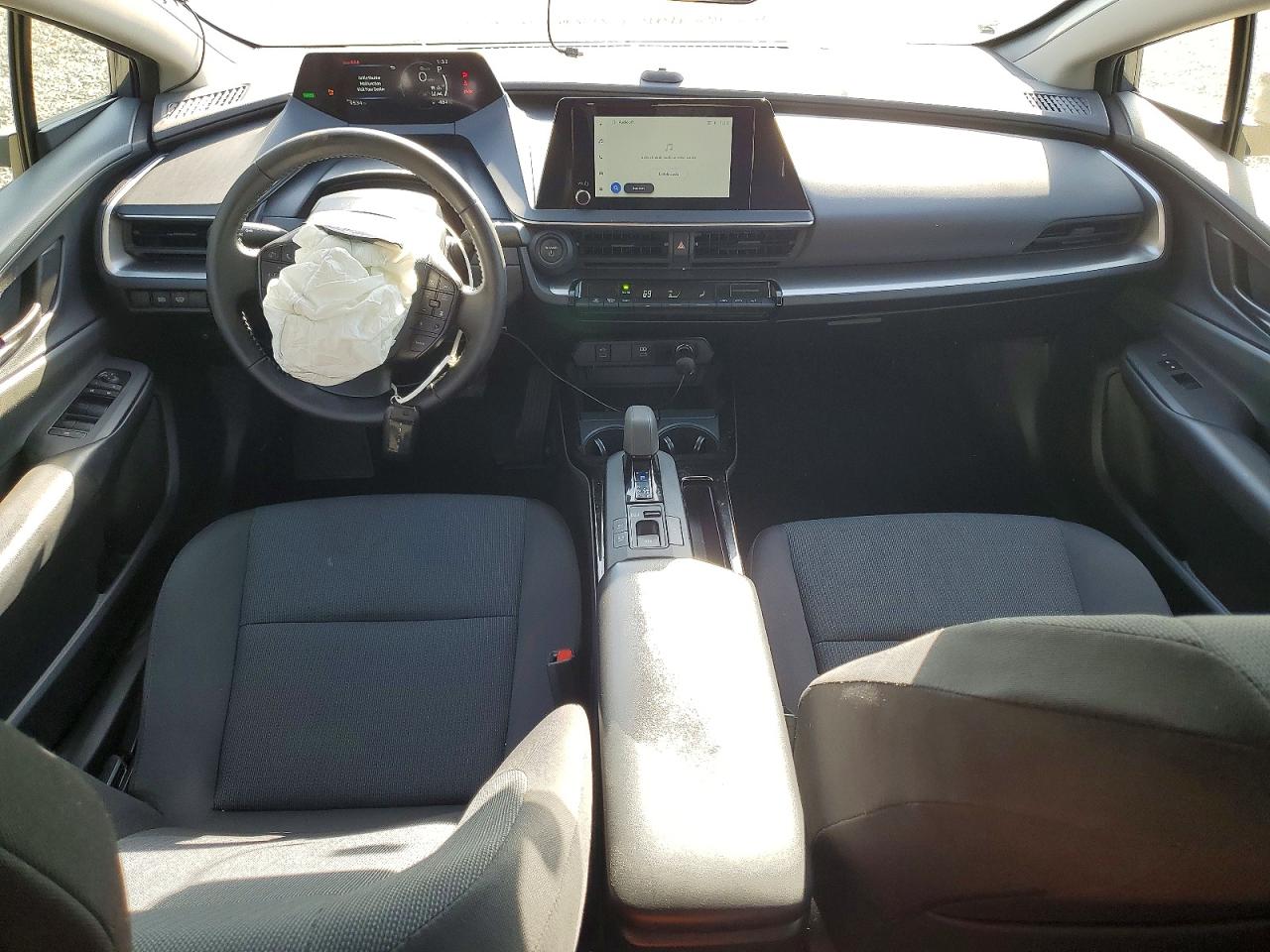2025 Toyota Prius VIN JTDACAAU6S3056870 photo 8