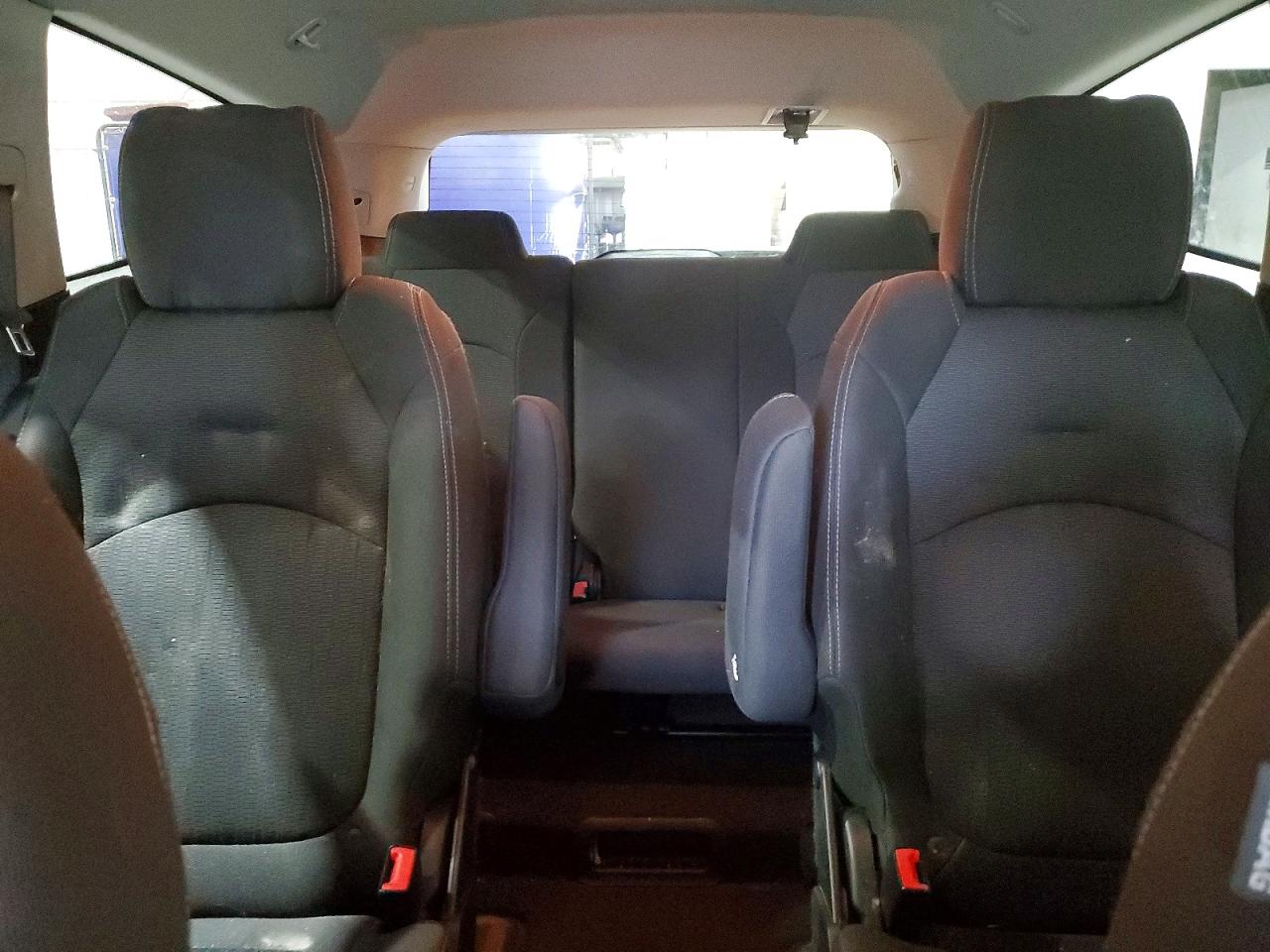 2017 Chev Traverse VIN 1GNKVHKD9HJ213146 photo 10