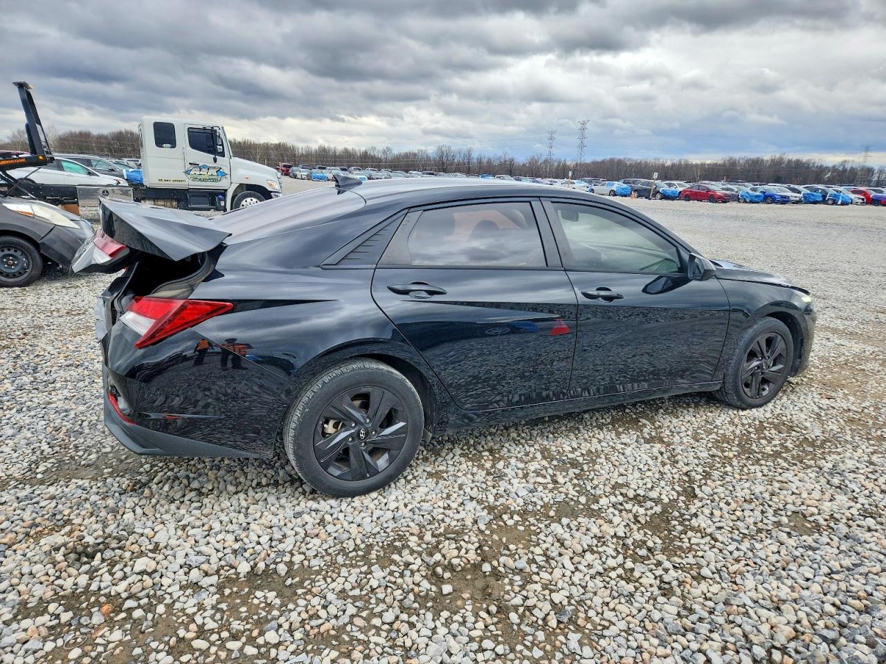 2021 Hyundai Elantra VIN KMHLM4AG6MU162715 photo 3