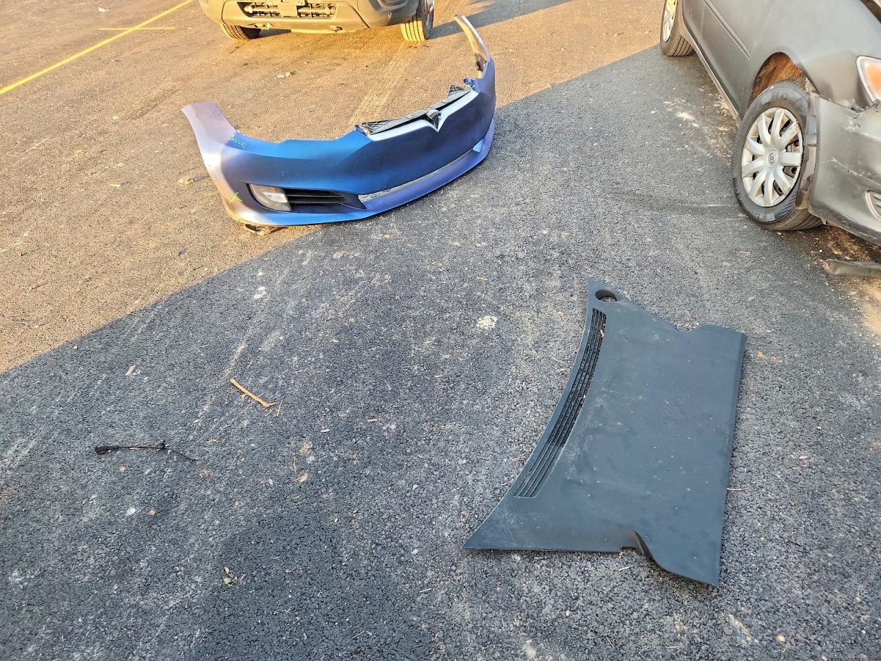2019 Tesla Model s VIN 5YJSA1E22KF300598 photo 12